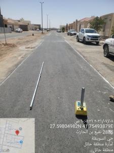 تنفيذ أعمال الأسفلت بمدينة حائل